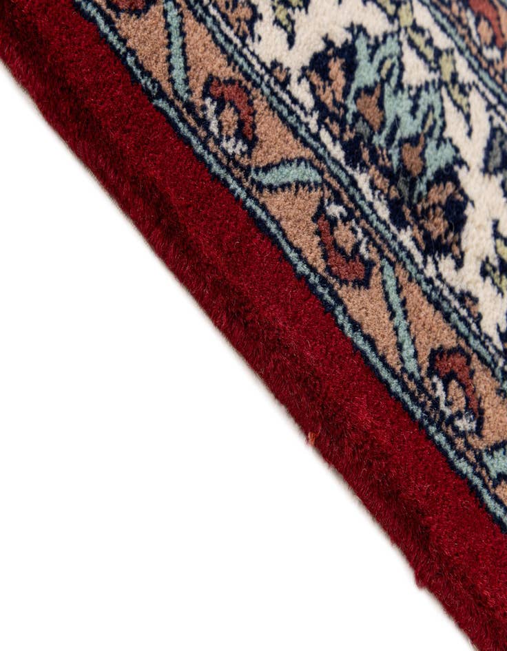 Detail image of  3' 2 x 5' 2  Hand Knotted Lahour Wool Rug