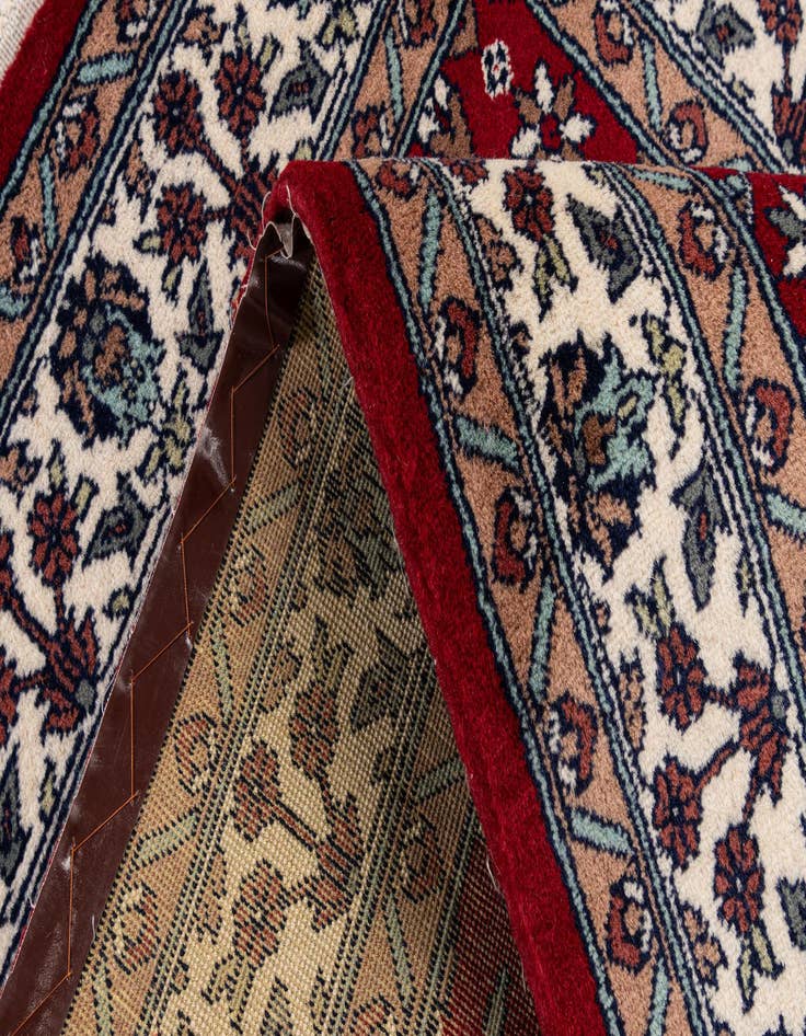 Detail image of  3' 2 x 5' 2  Hand Knotted Lahour Wool Rug