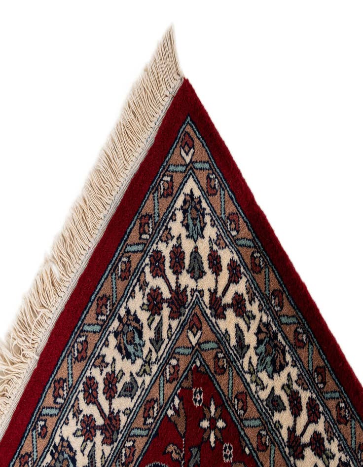 Detail image of  3' 2 x 5' 2  Hand Knotted Lahour Wool Rug