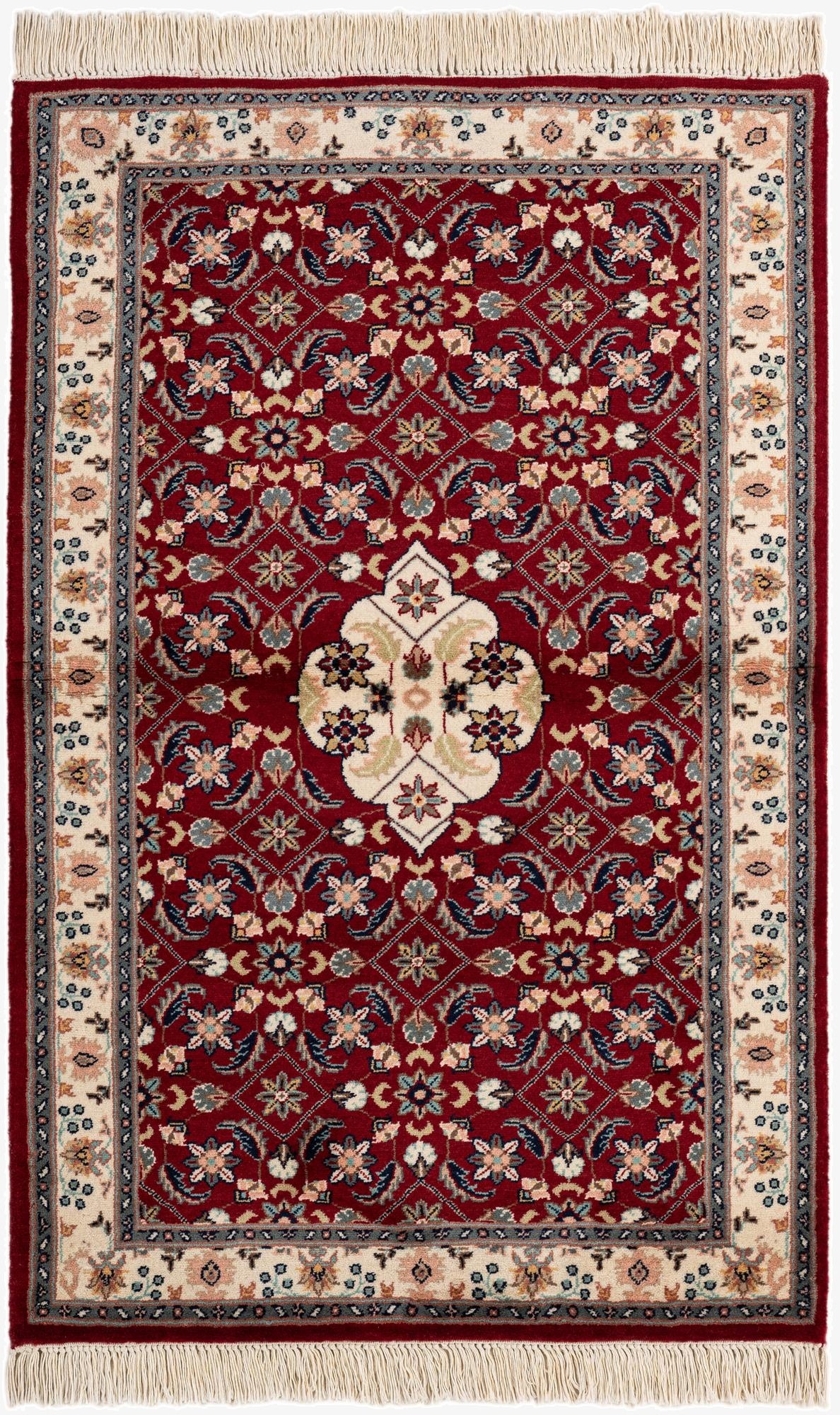  3' 2 x 4' 10  Hand Knotted Lahour Wool Rug