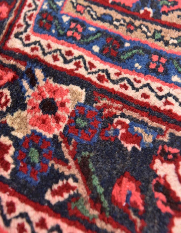 Detail image of 8' 10 x 11' 7 Hand Knotted Liliyan Persian Wool Rug