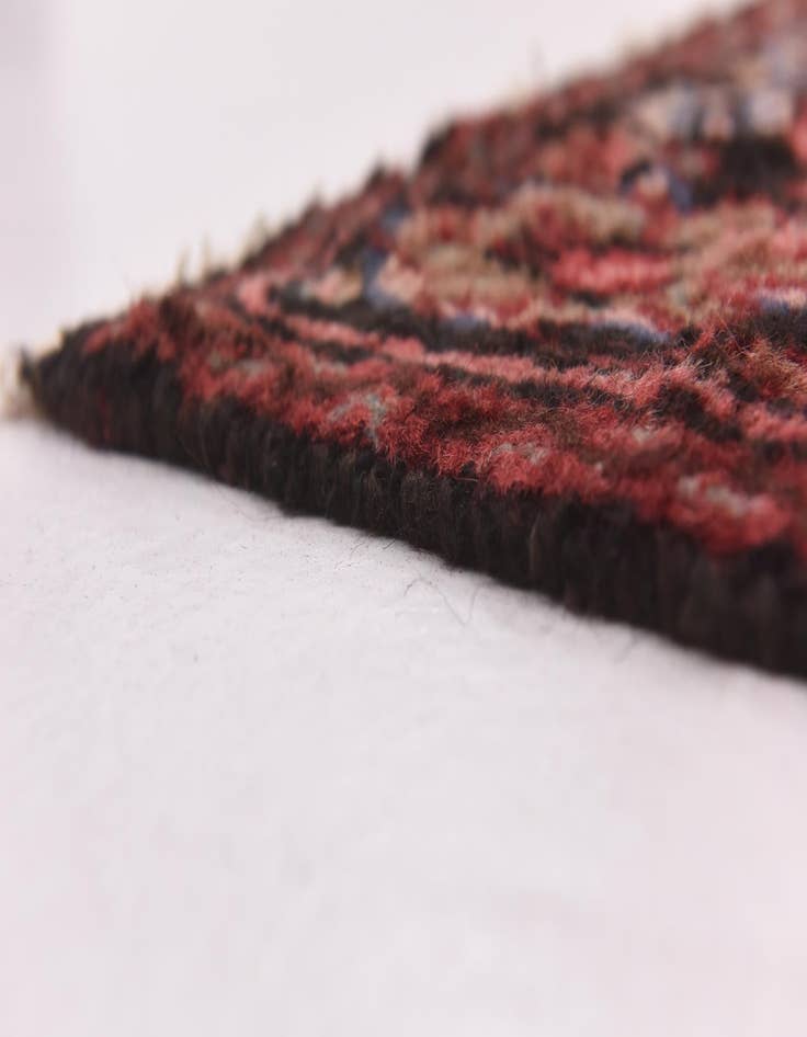 Detail image of  6' 5 x 9' 9  Hand Knotted Liliyan Persian Wool Rug