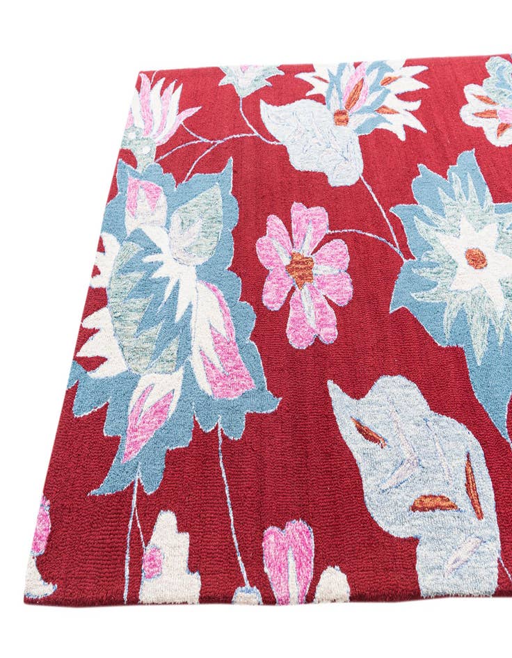 Detail image of  5' 1 x 8' Luna Rug