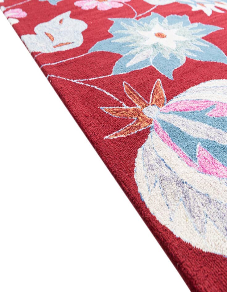 Detail image of  5' 1 x 8' Luna Rug