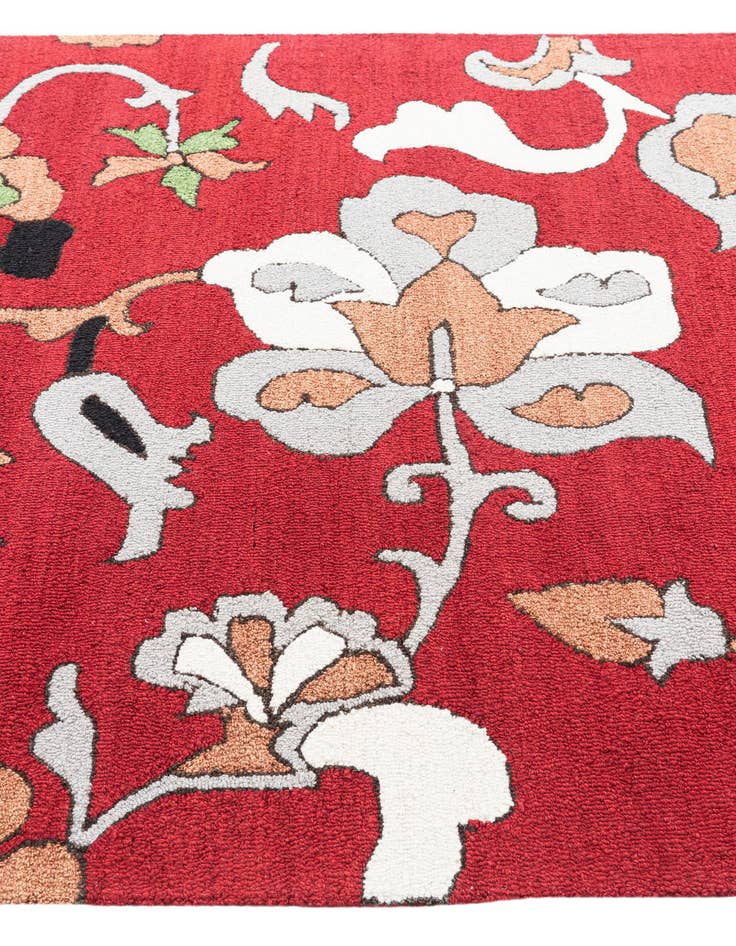 Detail image of  5' x 8' Luna Rug