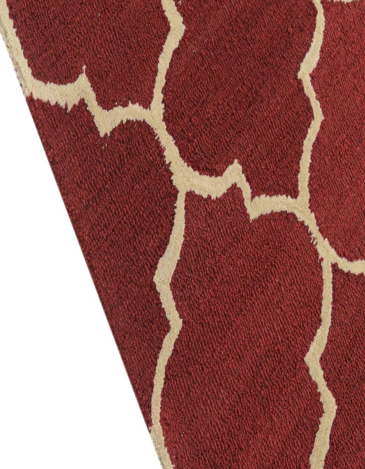 Detail image of  5' 1 x 8' Luna Wool Rug