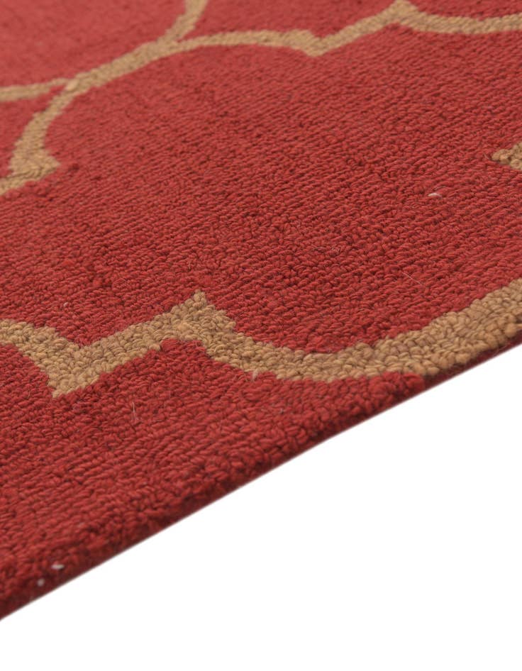 Detail image of  5' 1 x 8' Luna Wool Rug