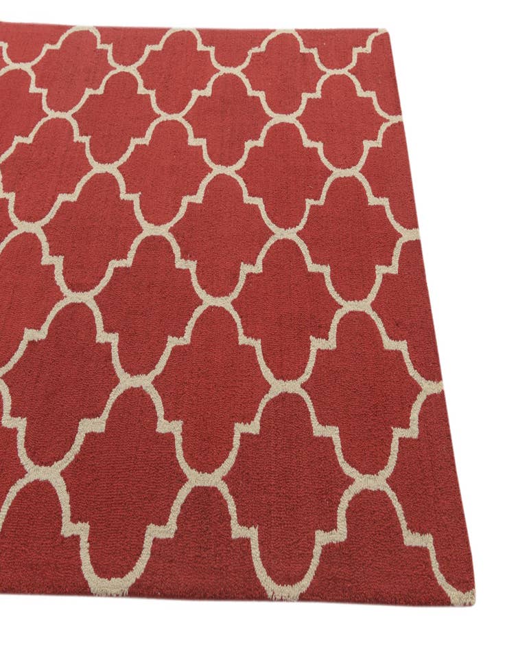 Detail image of  5' 1 x 8' Luna Wool Rug