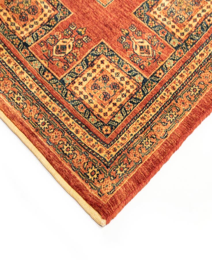 Detail image of  4' 11 x 6' 11 Luribaft Wool Rug