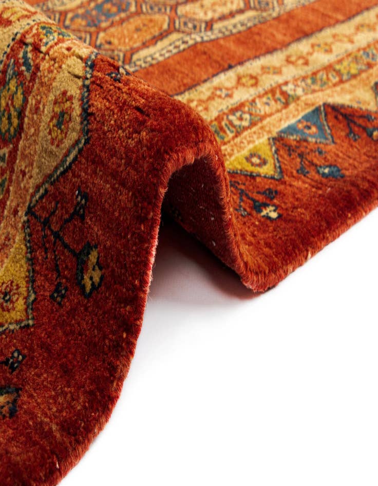 Detail image of  5' 9 x 7' 9 Luribaft Wool Rug