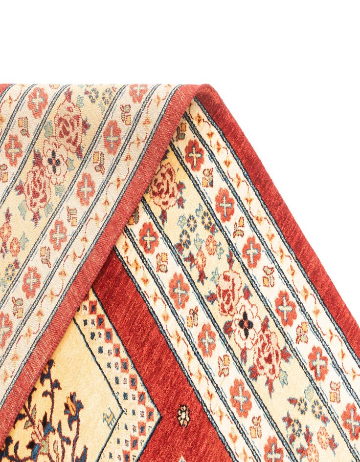 Detail image of  8' 5 x 11' 5  Hand Knotted Luribaft Rug