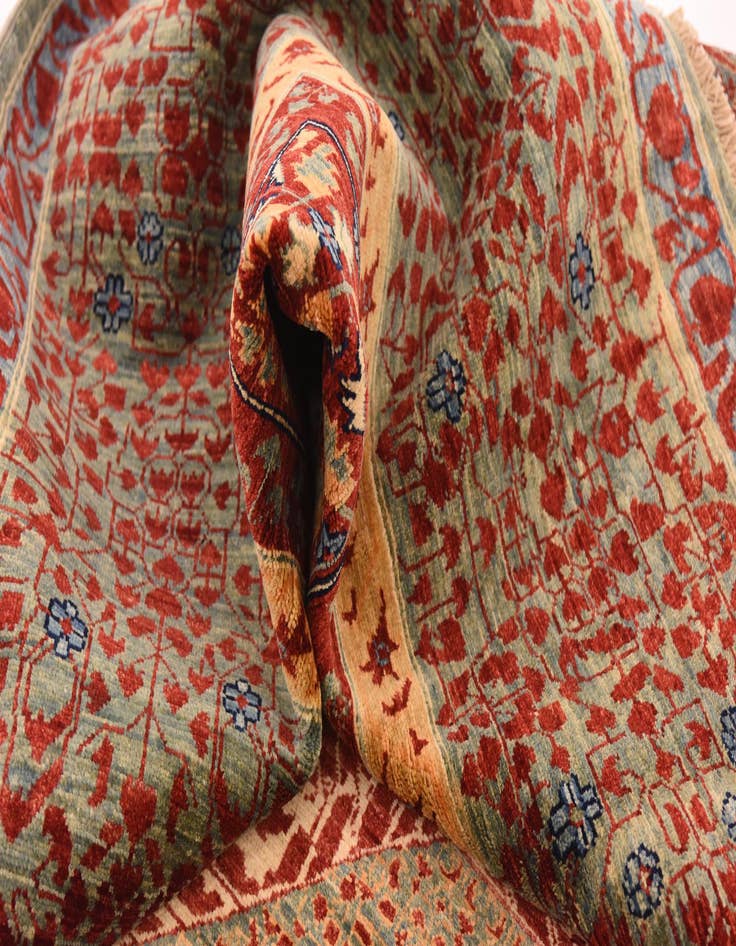 Detail image of  8' 2 x 9' 9  Hand Knotted Mamluk Ziegler Rug