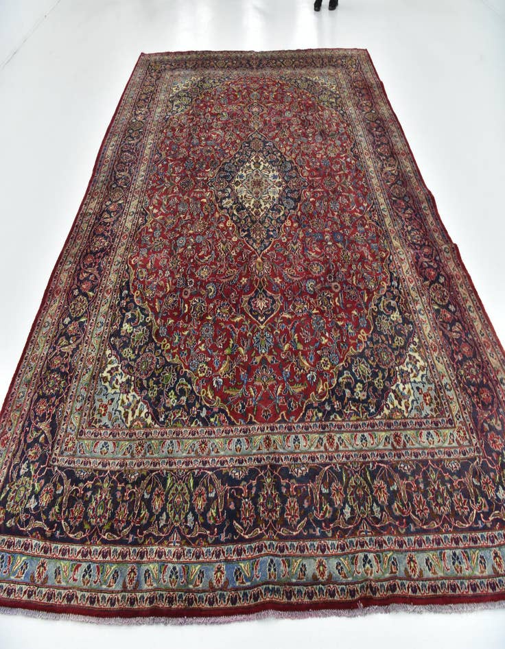 Detail image of  9' 7 x 12' 6  Hand Knotted Mashad Persian Wool Rug