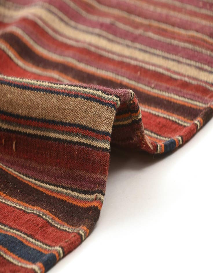 Detail image of  7' 9 x 8' 6 Mazanderan Rug