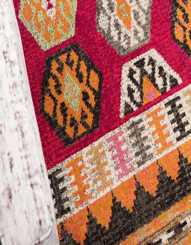 Detail image of  10' 6 x 16' 5  Washable Mesa Rug