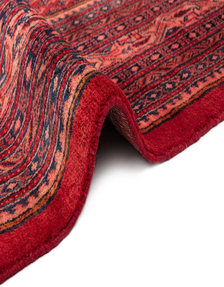 Detail image of  8' 8 x 11' 11 Mir Wool Rug