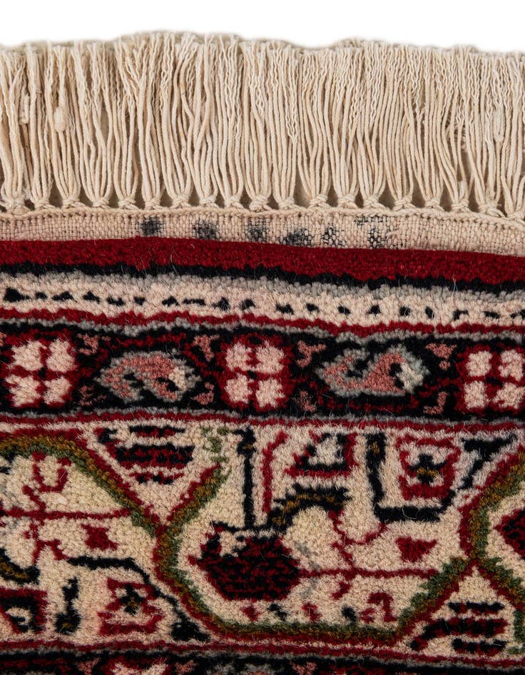 Detail image of  2' 11 x 5' 3  Hand Knotted Mir Wool Rug