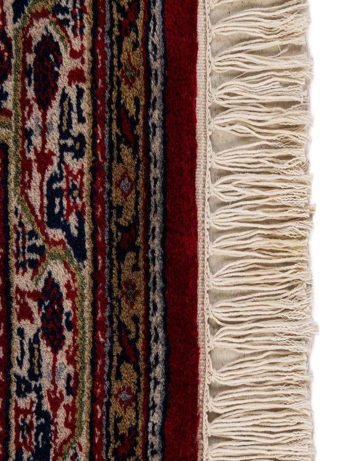 Detail image of  3' 1 x 5' 1  Hand Knotted Mir Wool Rug