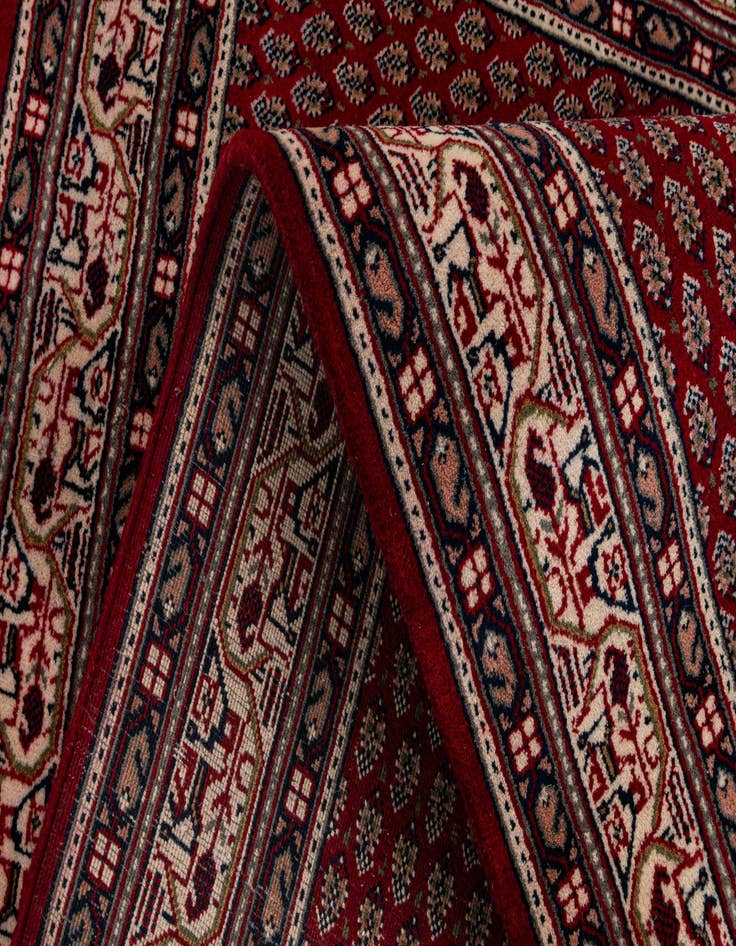 Detail image of  3' 11 x 5' 8  Hand Knotted Mir Wool Rug