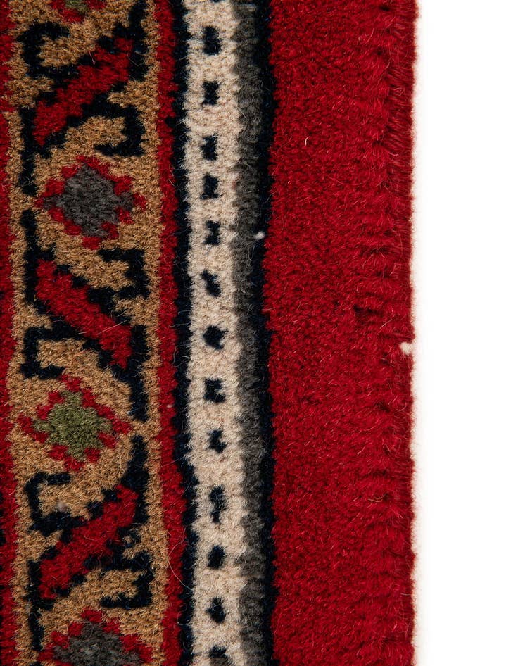 Detail image of  5' 9 x 7' 10  Hand Knotted Mir Wool Rug