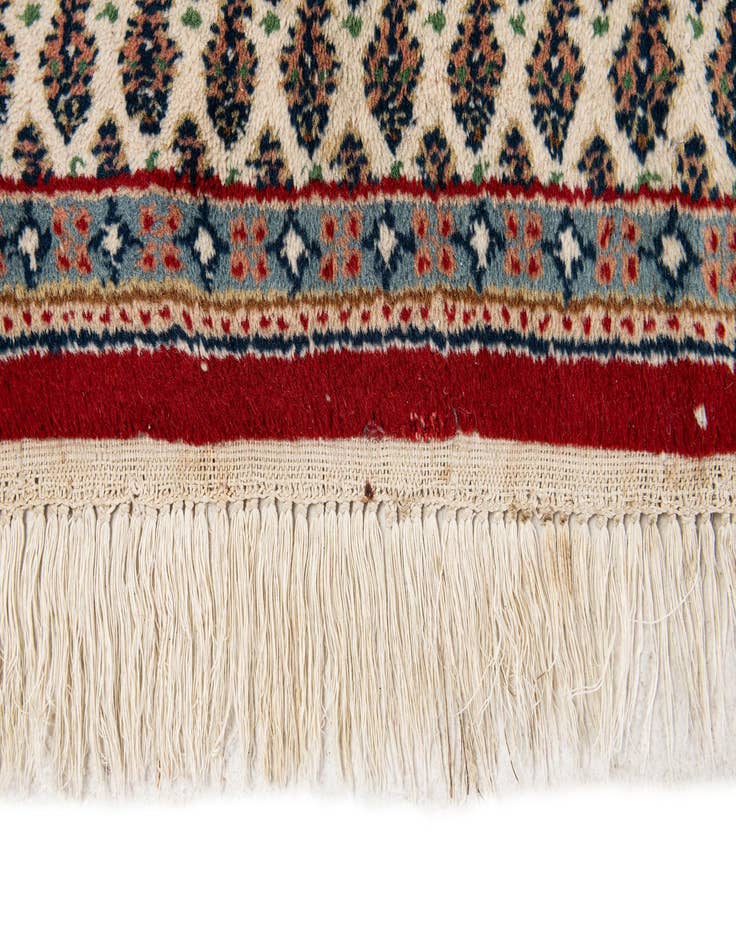 Detail image of  6' 8 x 9' 3  Hand Knotted Mir Wool Rug