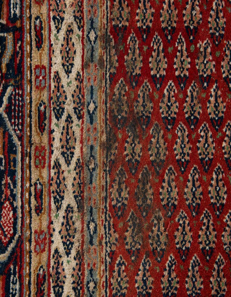 Detail image of  6' 8 x 9' 3  Hand Knotted Mir Wool Rug