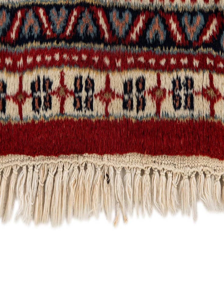 Detail image of  6' 9 x 9' 11  Hand Knotted Mir Wool Rug