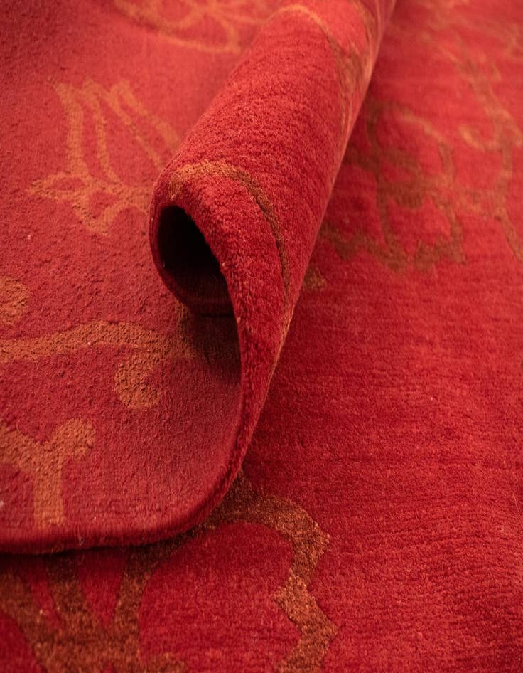 Detail image of  8' 2 x 9' 10 Modern Roots Rug