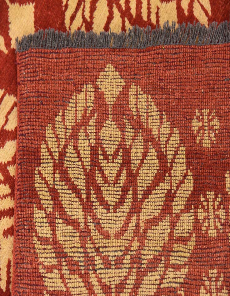 Detail image of  3' 6 x 4' 9  Hand Knotted Modern Ziegler Rug
