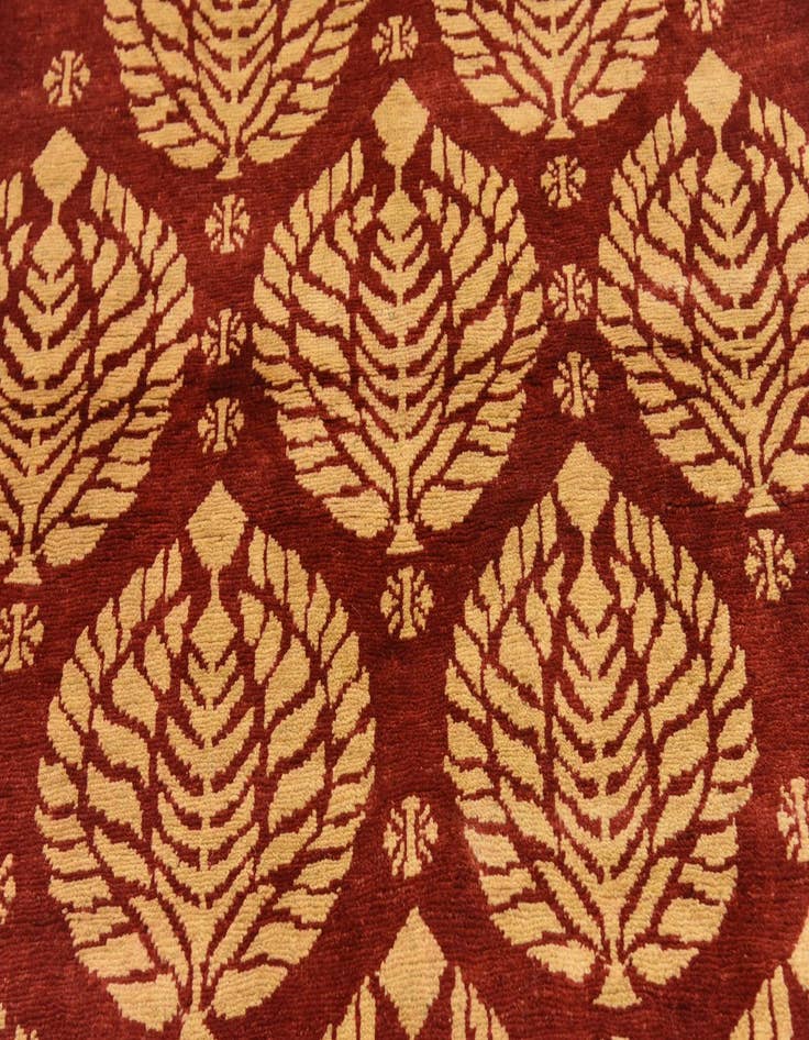 Detail image of  3' 6 x 4' 9  Hand Knotted Modern Ziegler Rug