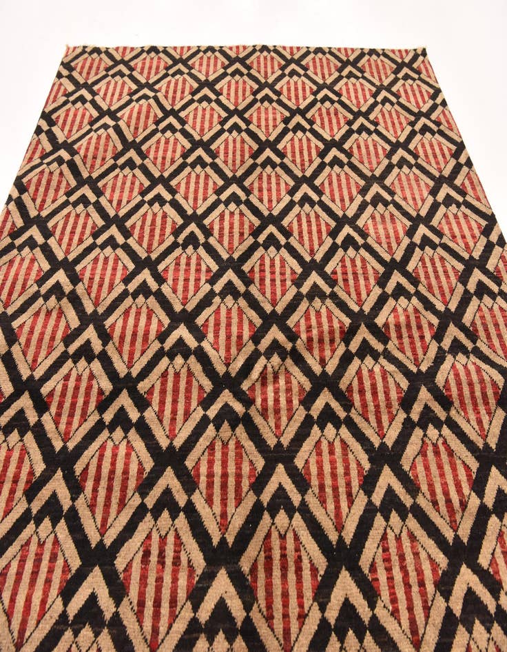 Detail image of  5' 10 x 7' 10  Hand Knotted Modern Ziegler Rug