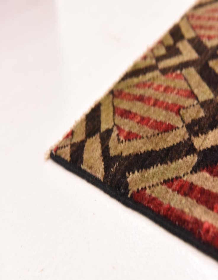 Detail image of  5' 10 x 7' 10  Hand Knotted Modern Ziegler Rug