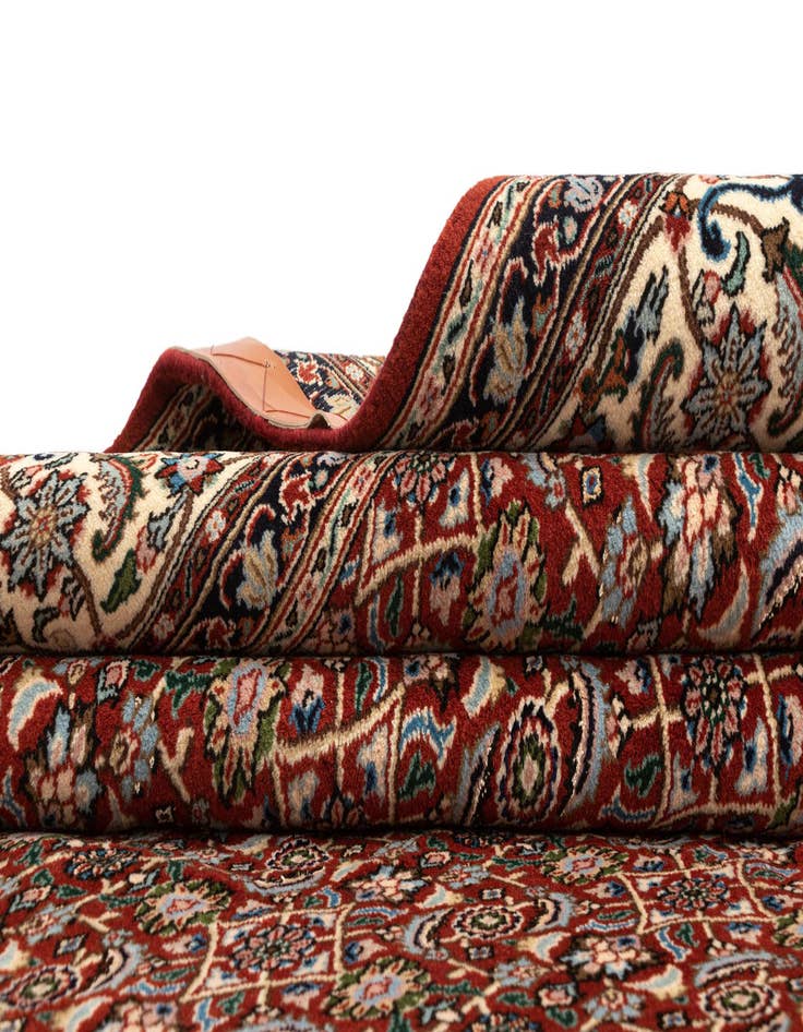 Detail image of  6' 2 x 9' 11 Mood Wool Rug