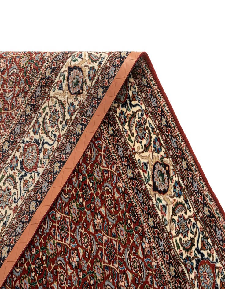 Detail image of  6' 2 x 9' 11 Mood Wool Rug