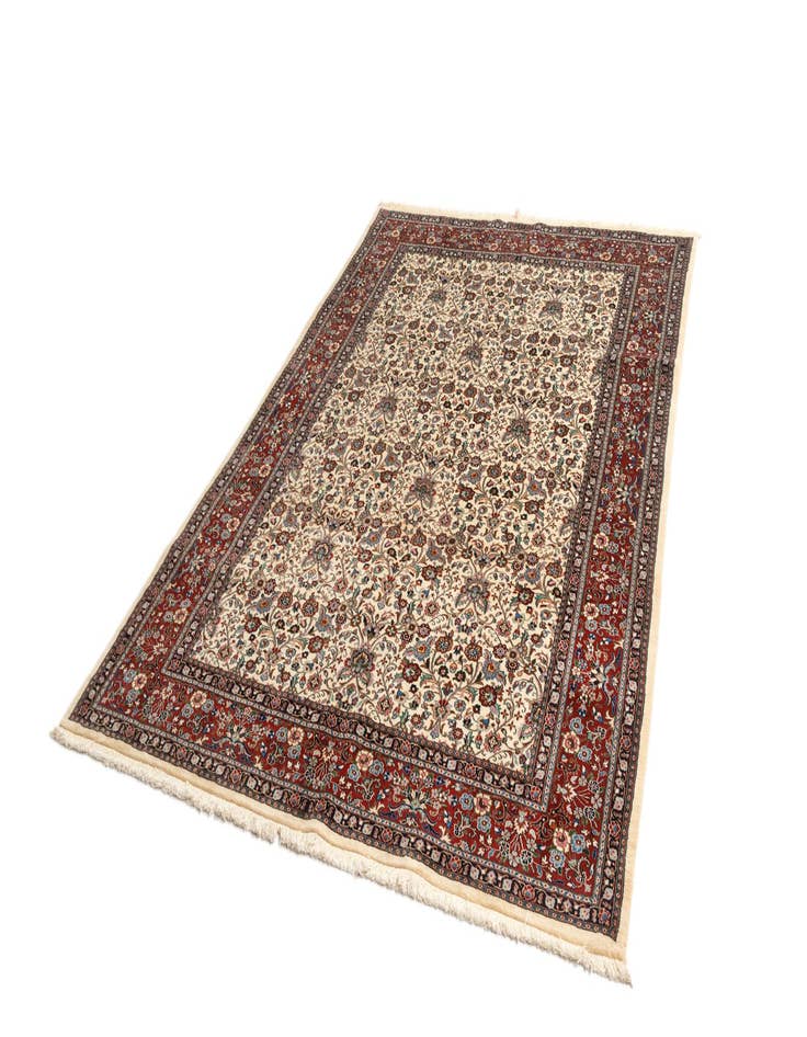 Detail image of  6' 5 x 9' 6 Mood Wool Rug