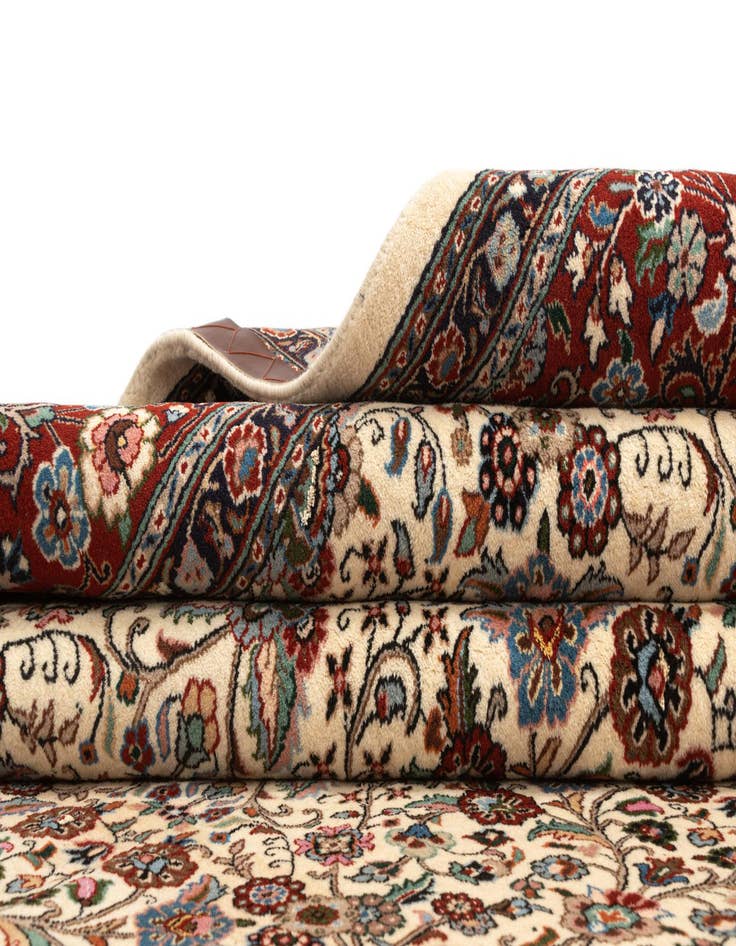 Detail image of  6' 5 x 9' 6 Mood Wool Rug