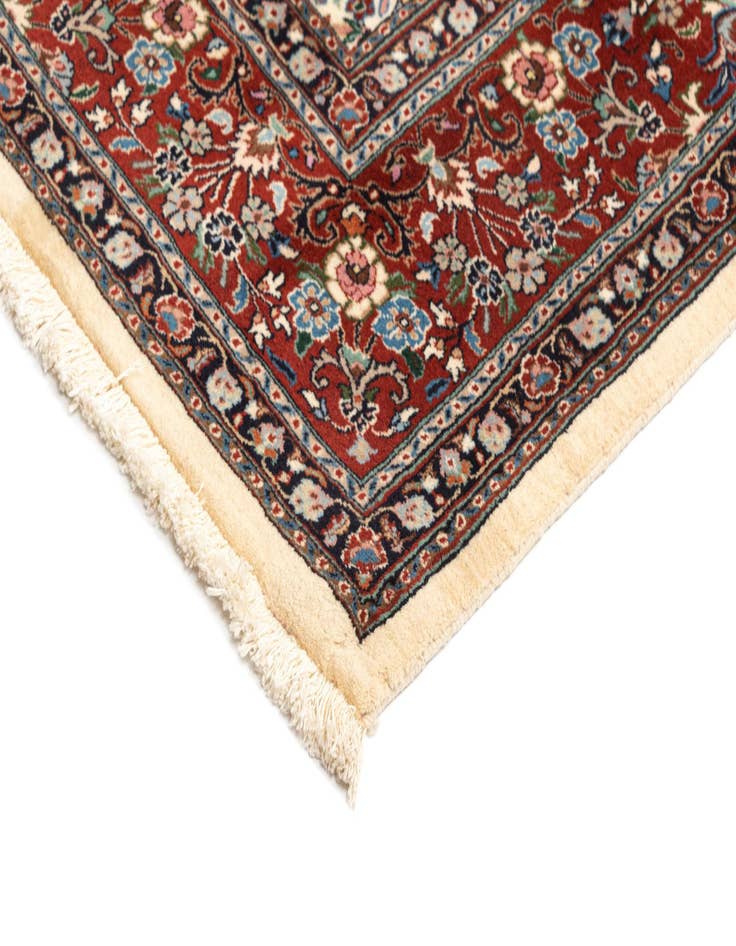 Detail image of  6' 5 x 9' 6 Mood Wool Rug