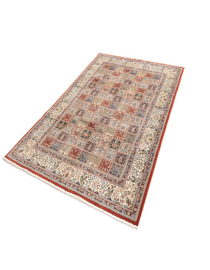 Detail image of  6' 9 x 9' 6 Mood Wool Rug