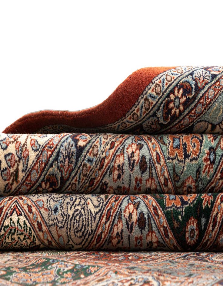 Detail image of  6' 9 x 9' 6 Mood Wool Rug