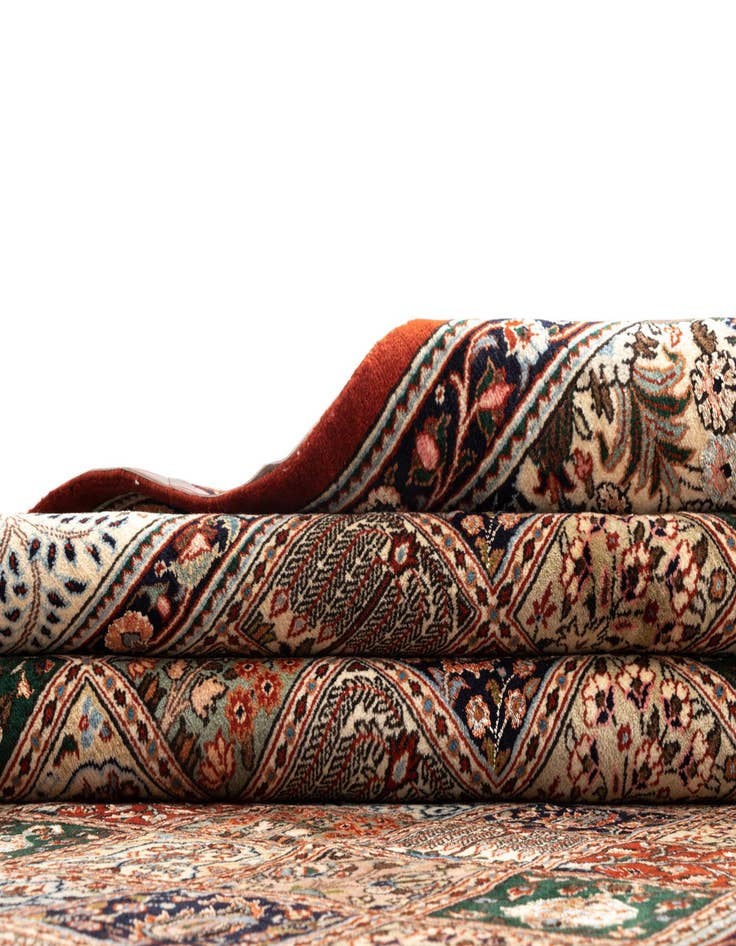 Detail image of  6' 7 x 9' 8 Mood Wool Rug