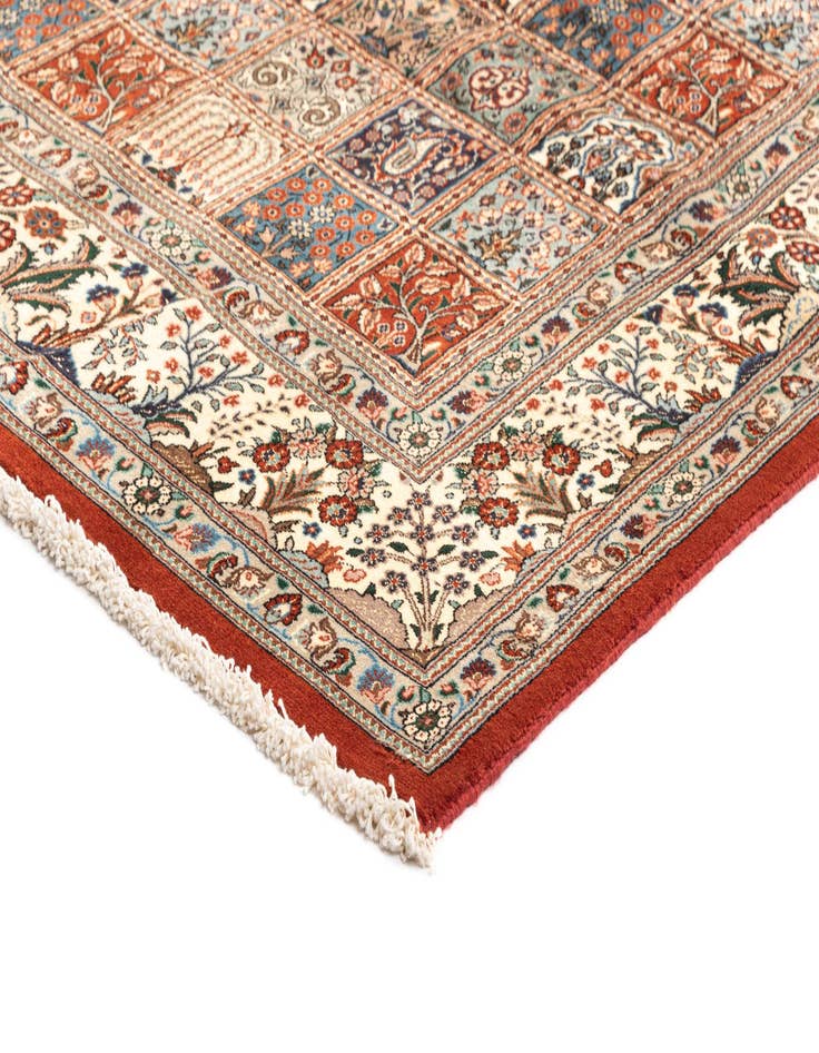 Detail image of  6' 6 x 9' 7 Mood Wool Rug