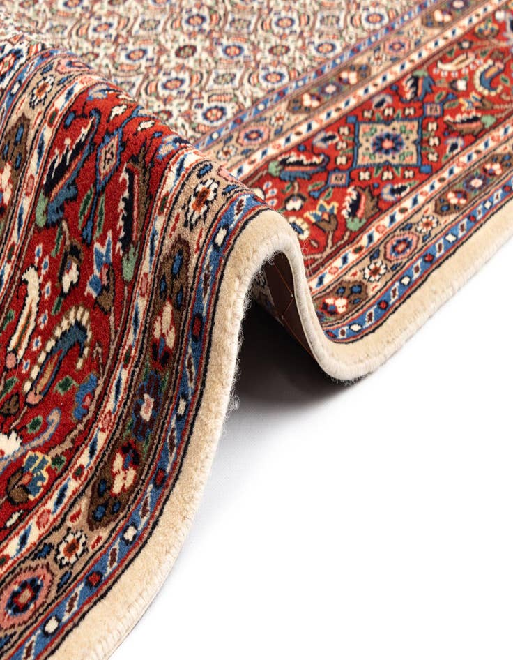 Detail image of  6' 6 x 9' 10 Mood Rug