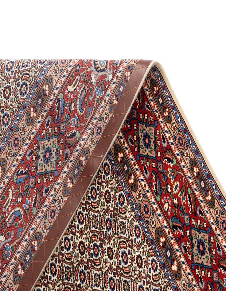 Detail image of  6' 6 x 9' 10 Mood Rug