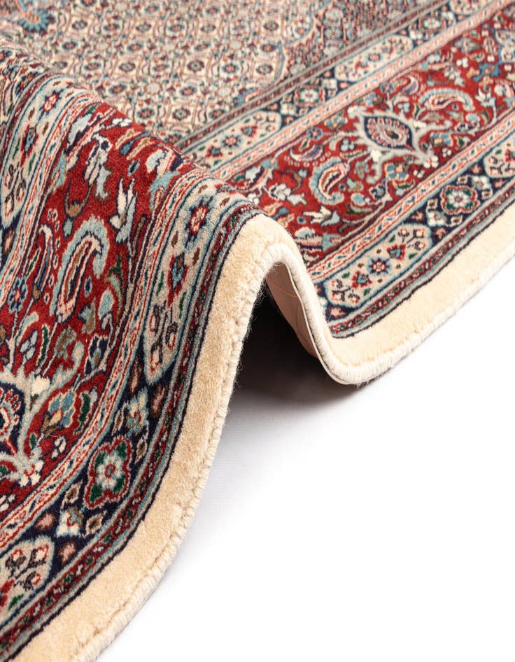 Detail image of  7' 1 x 9' 4 Mood Wool Rug