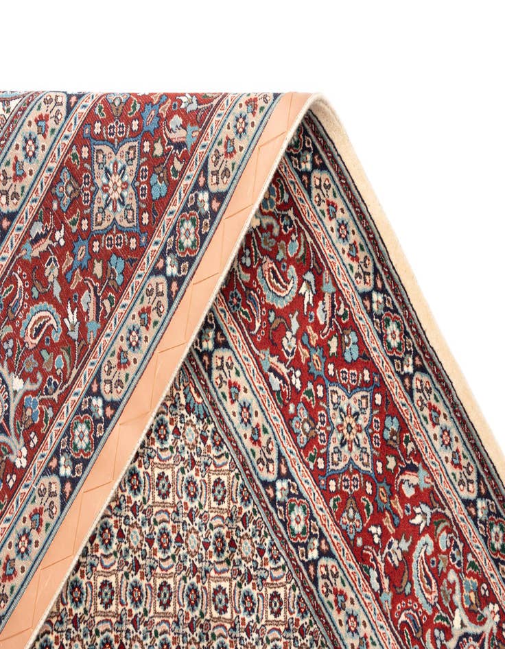 Detail image of  7' 1 x 9' 4 Mood Wool Rug