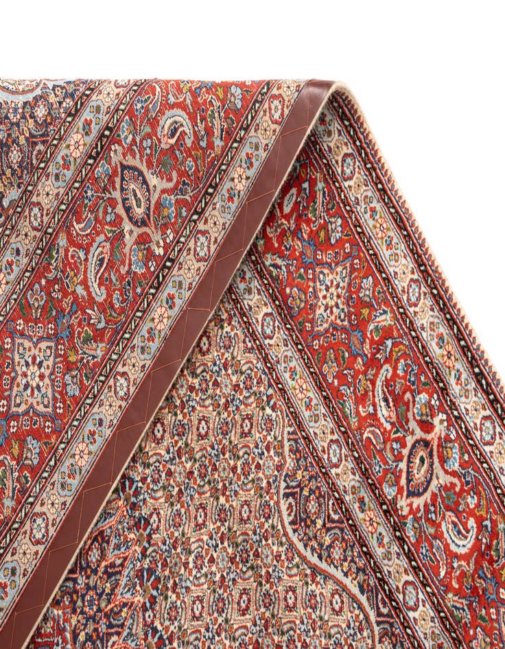 Detail image of  6' 8 x 9' 6 Mood Wool Rug