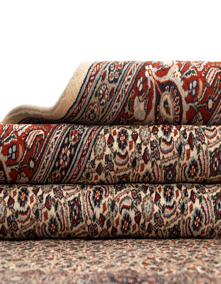 Detail image of  6' 7 x 9' 9 Mood Wool Rug