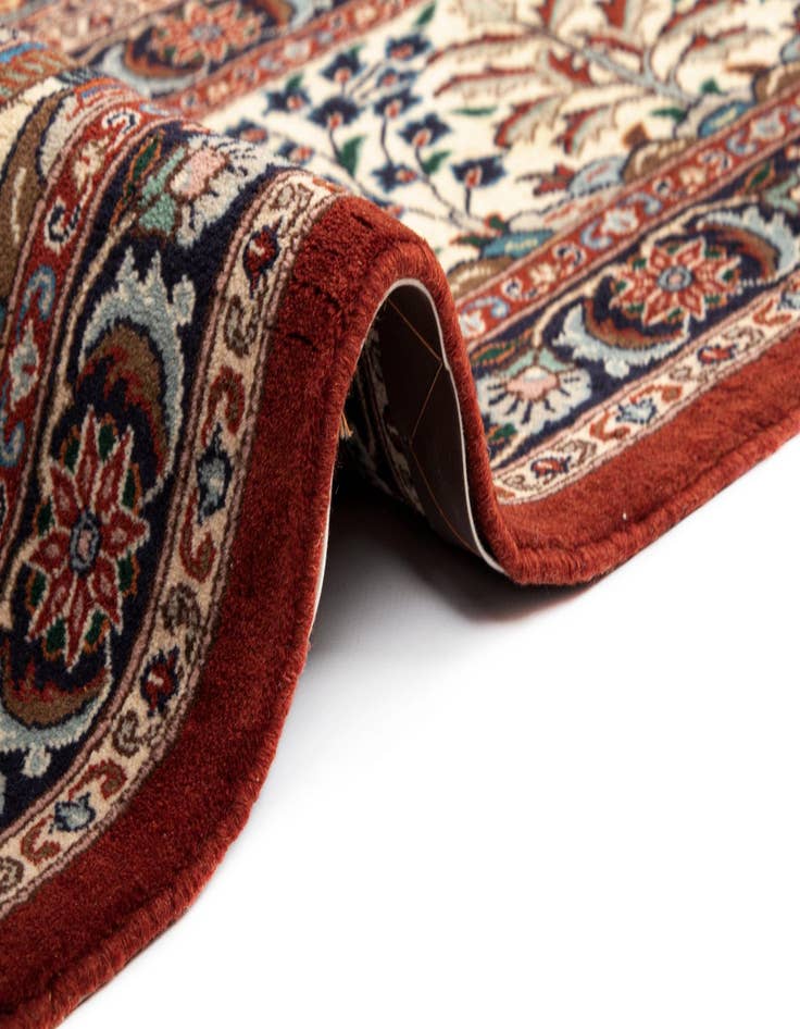 Detail image of  8' x 11' 4 Mood Wool Rug