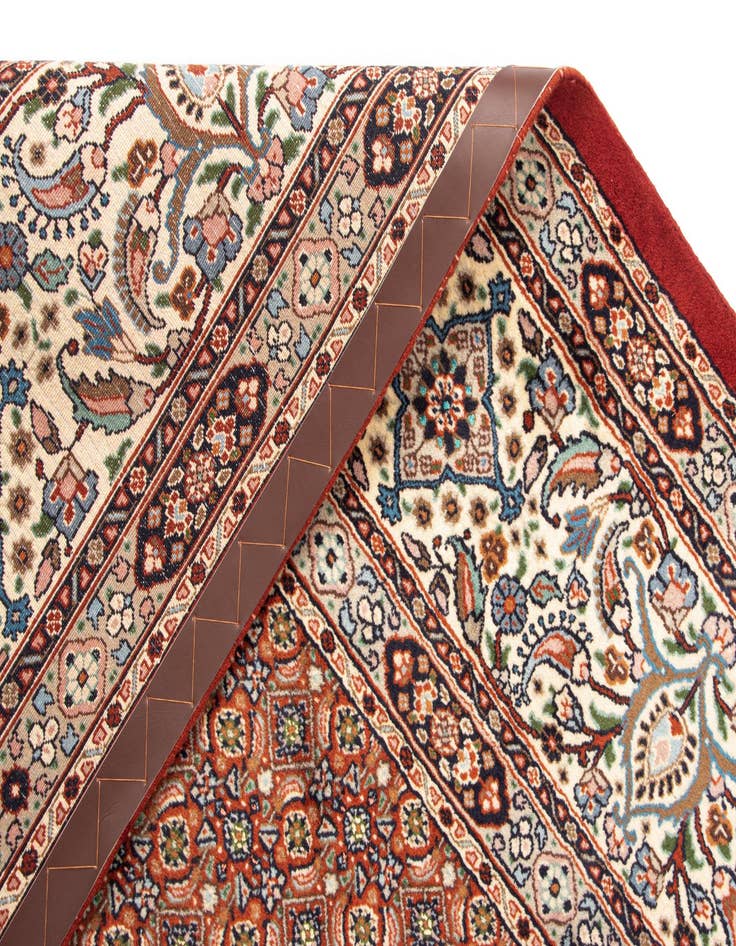 Detail image of  8' x 11' 7 Mood Wool Rug