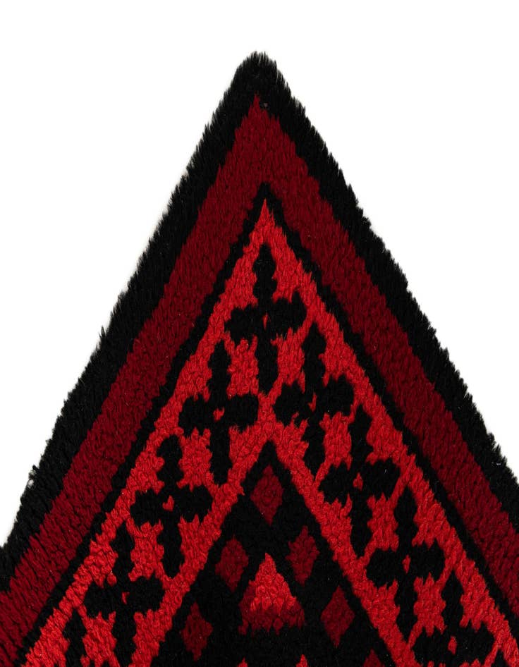 Detail image of  5' 6 x 7' 8  Hand Knotted Moroccan Wool Rug